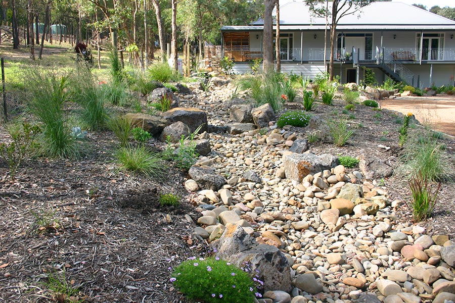 Home 3 Large-Gardens-2-MJC-Horticulture-Melbourne